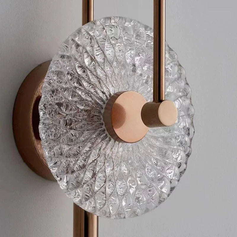 Decorative-gold-crystal-wall-lamp

