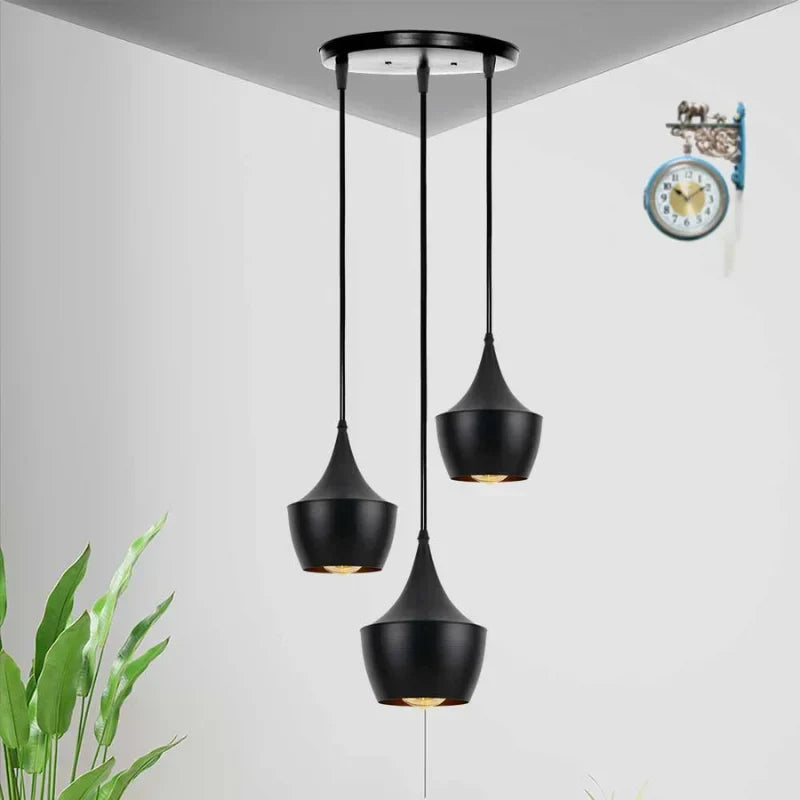 Elegant-black-pendant-lamp-set-for-kitchen-island-or-hallway