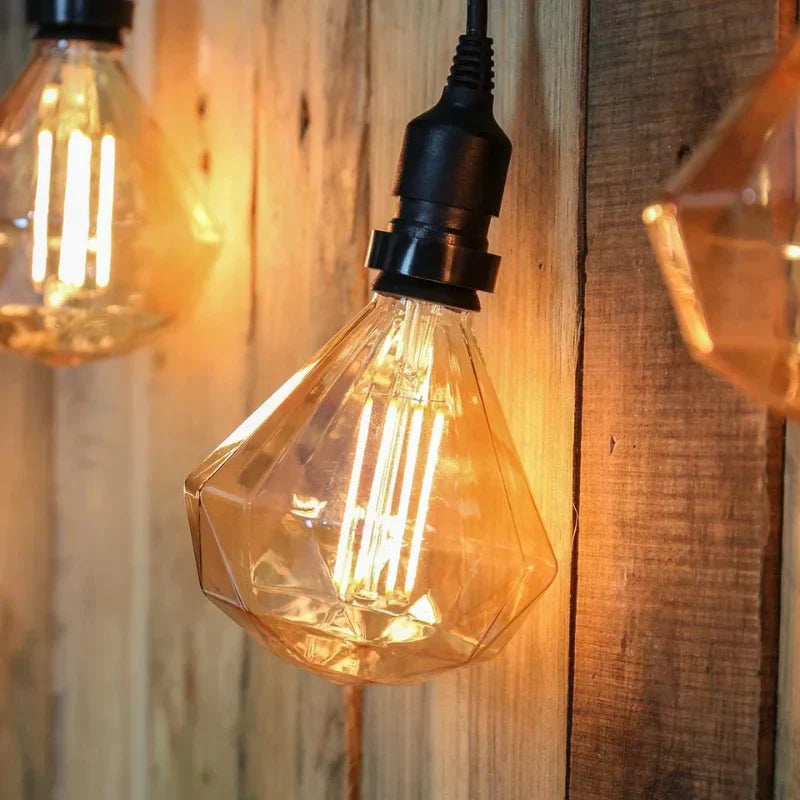 Modern-LED-filament-bulb-with-diamond-glass-design