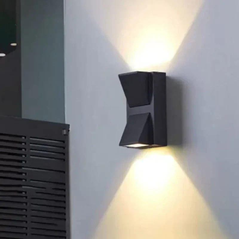 Up-and-down-outdoor-LED-wall-sconce