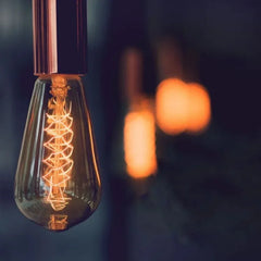 Vintage-style-light-bulb-with-spiral-glow